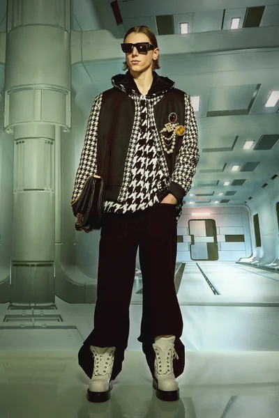 Look 2